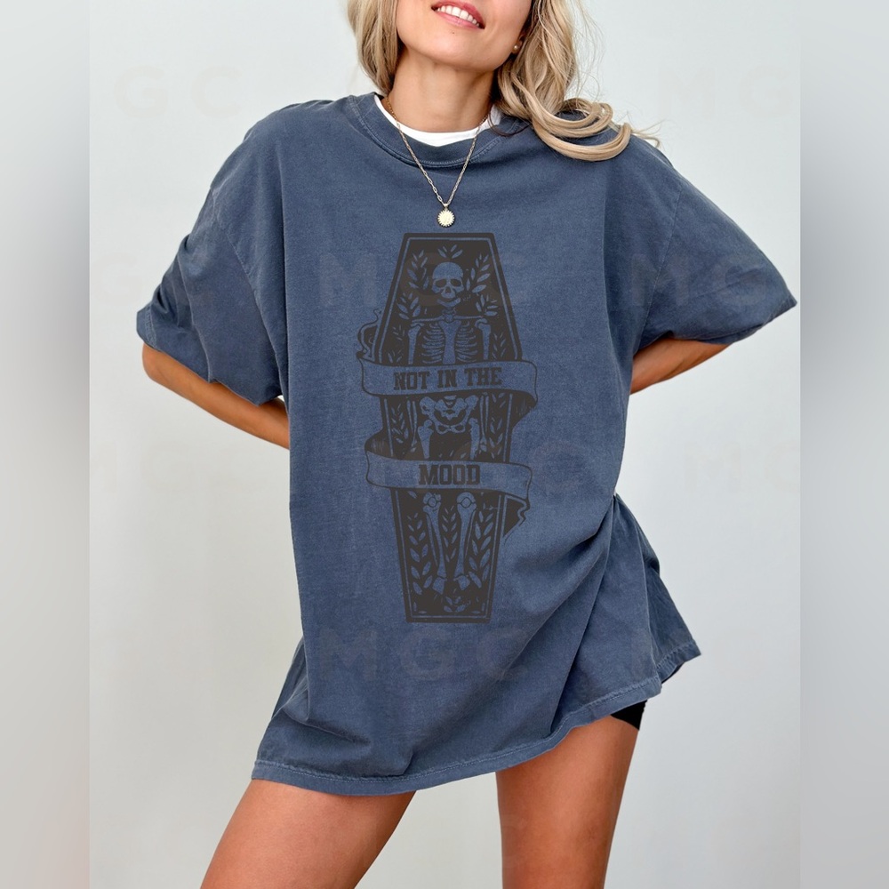 Comfort Colors Not In The Mood Skeleton Coffin Graphic Tee - Picture 5 of 9